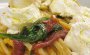 Pasta con pimientos espinacas