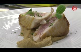 Bonito con puré de avellanas