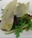 Cuajado de parmesano con manzana