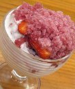 Fresas con helado y granizado
